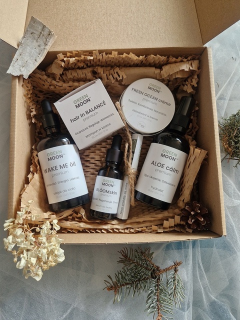 Gift packaging – classic box (without window) | GREEN MOON™