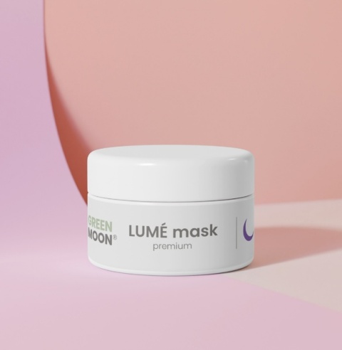 LUMÉ mask premium GREEN MOON® – oczyszczająca fioletowa glinka przywracająca skórze świeży i promienny wygląd.
