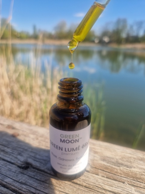 Zestaw pielęgnacyjny z roślinnym retinolem GREEN MOON®